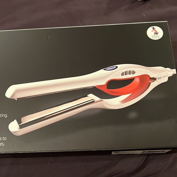 NIB Albee Virtuosa Pro Styler 1” Flat Iron. Never used. Immaculate condition. - Picture 6 of 8